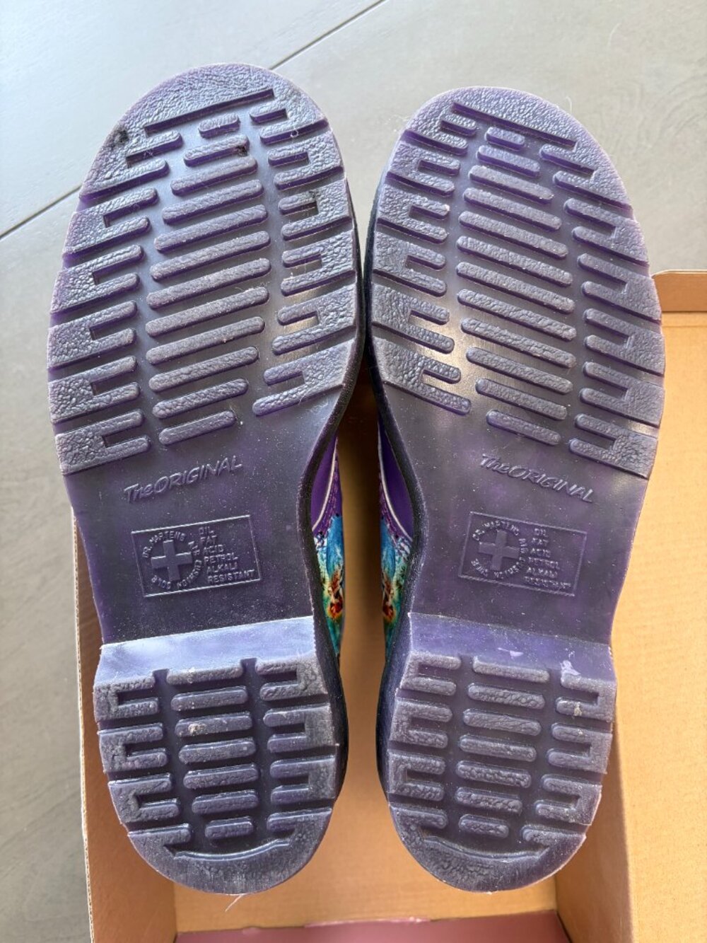 DR. MARTENS PINK+PURPLE OMBRE BACKHAND-LIKE NEW! - Picture 8 of 8
